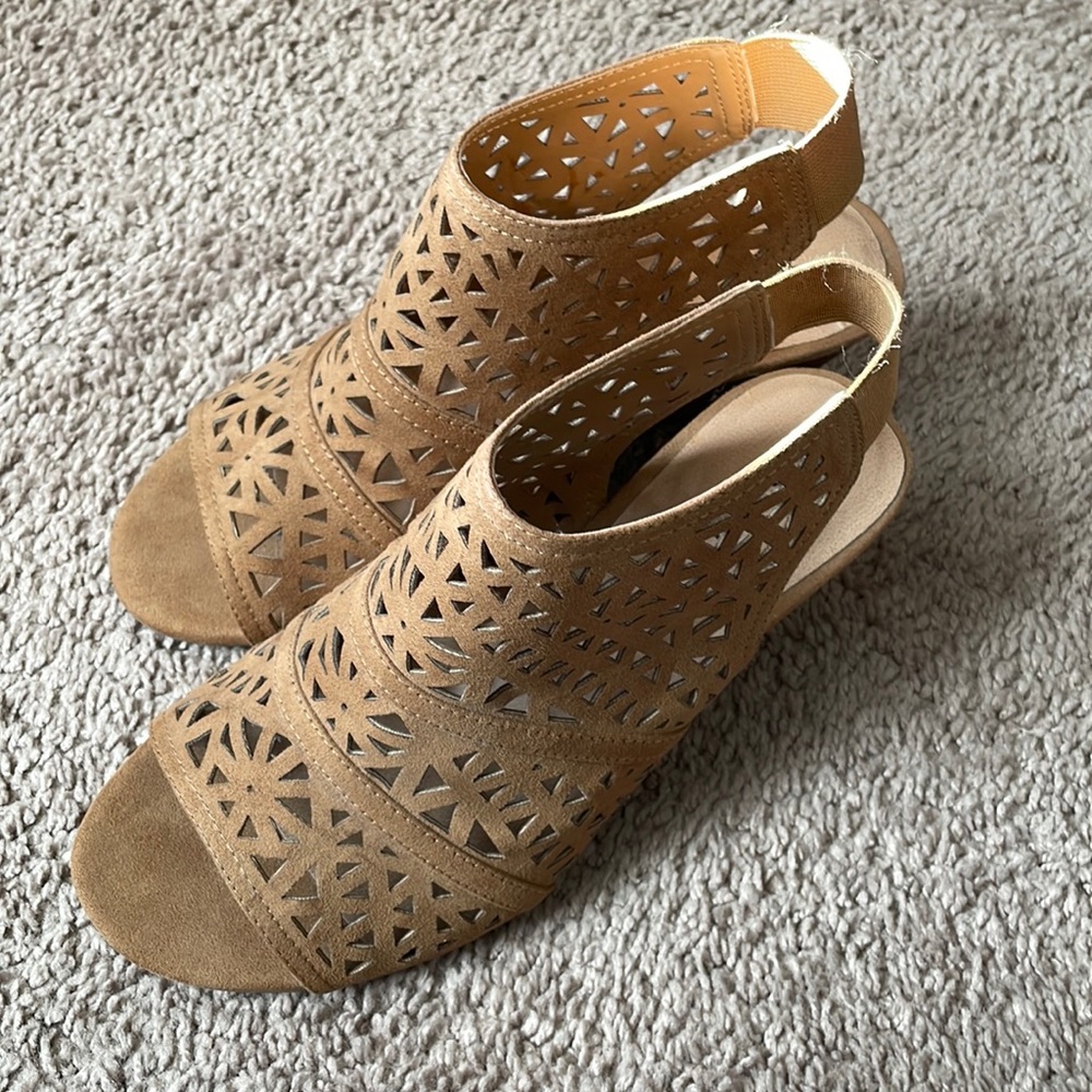 Light Brown peep toe wedge